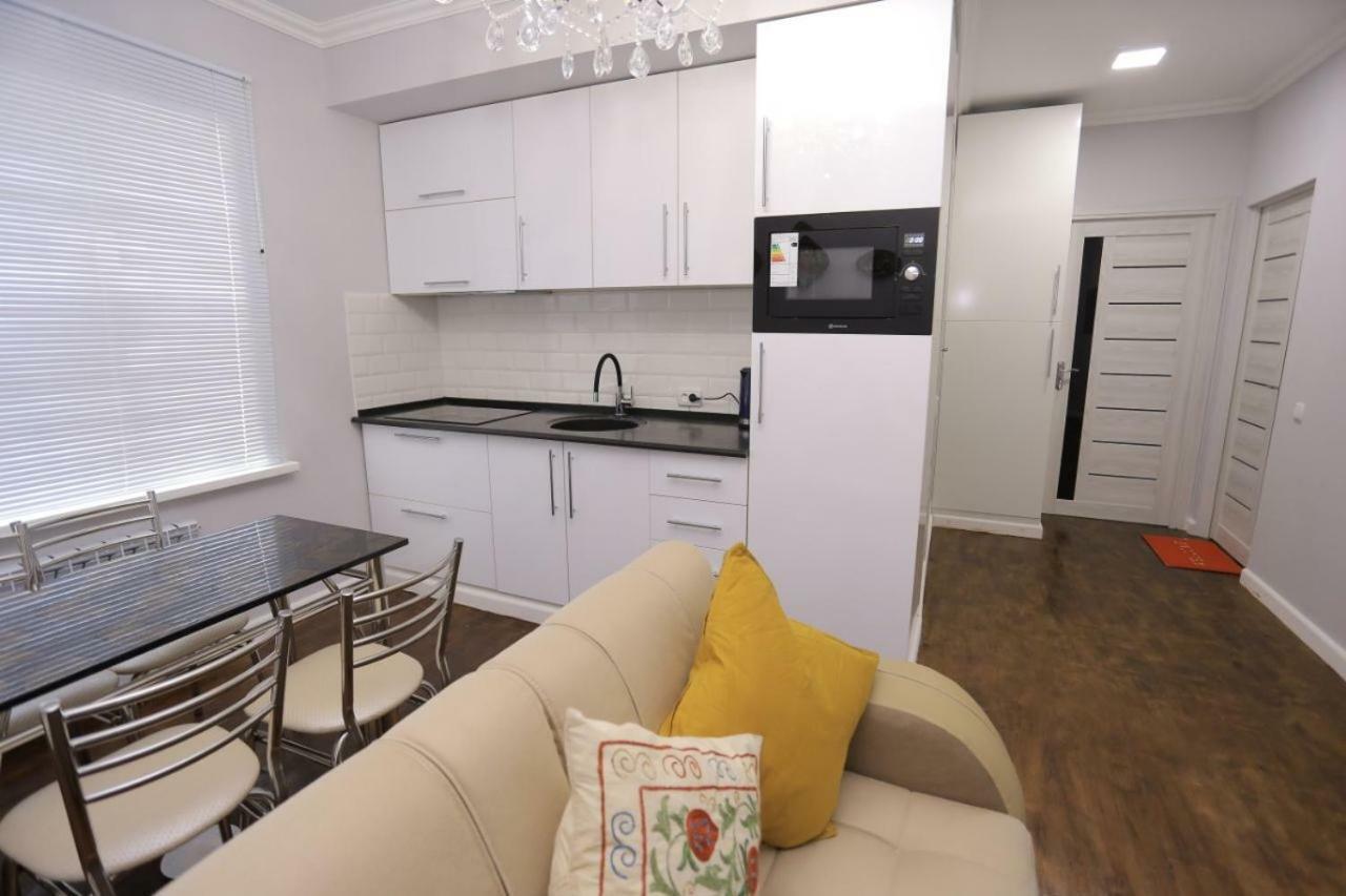 Luxury 2 Bedrooms Apartment Walking Distance From Gur-Emir Samarkand Ngoại thất bức ảnh